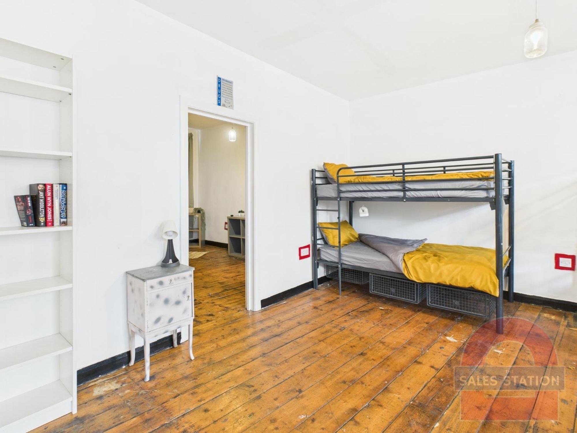 Bunkhouse Hostel Кардиф Екстериор снимка